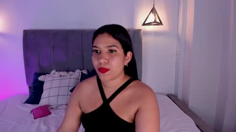 Snapshot of miiss_greyy chatting on February 10, 2025, 11:55 pm miiss_greyy online show from February 10, 2025, 11:55 pm