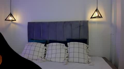 Snapshot of miiss_greyy chatting on February 15, 2025, 7:17 pm miiss_greyy online show from February 15, 2025, 7:17 pm