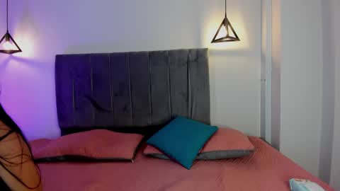 Snapshot of miiss_greyy chatting on March 9, 2025, 7:15 pm miiss_greyy online show from March 9, 2025, 7:15 pm