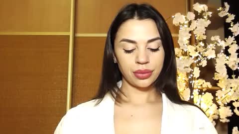 Snapshot of mika_gold7 chatting on January 14, 2025, 9:45 am Mika online show from January 14, 2025, 9:45 am