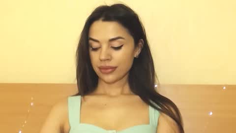 Snapshot of mika_gold7 chatting on February 4, 2025, 5:01 pm Mika online show from February 4, 2025, 5:01 pm