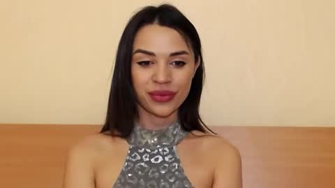 Snapshot of mika_gold7 chatting on February 6, 2025, 9:43 am Mika online show from February 6, 2025, 9:43 am