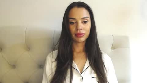 Snapshot of mika_gold7 chatting on September 19, 2025, 8:53 pm Mika online show from September 19, 2025, 8:53 pm