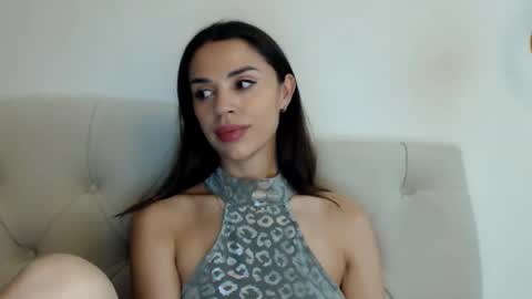 Snapshot of mika_gold7 chatting on October 17, 2025, 6:10 pm Mika online show from October 17, 2025, 6:10 pm