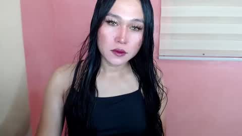 Hi im Avah online show from February 6, 2025, 10:48 am