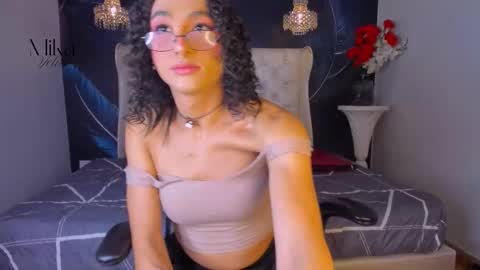 Snapshot of mika_velvet chatting on February 18, 2026, 10:39 pm mika_velvet online show from February 18, 2026, 10:39 pm