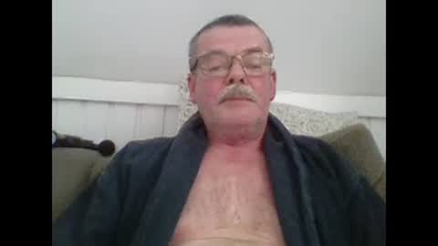 mikael42 online show from February 18, 2026, 9:27 am