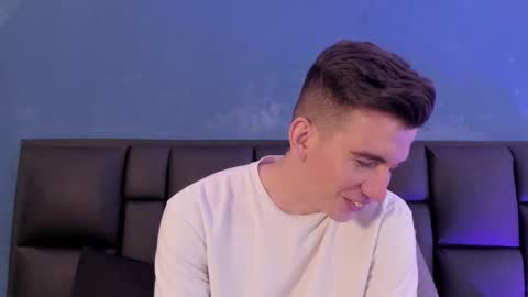 mikael online show from January 19, 2026, 2:15 am