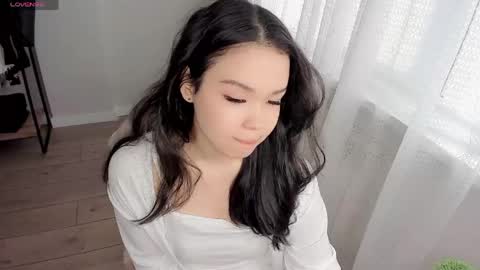 mikasssu online show from April 16, 2026, 8:26 am