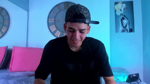 Mike 0233 online show from December 31, 2024, 4:06 am