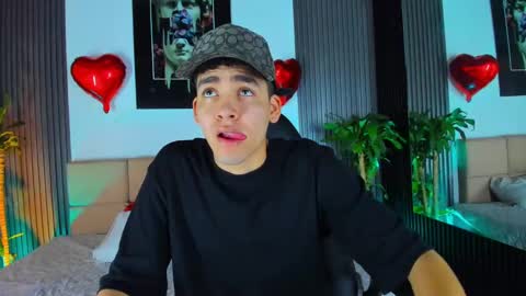 Mike 0233 online show from February 19, 2025, 4:34 am