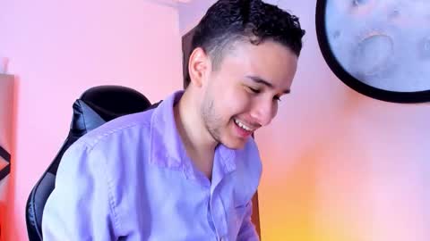 Snapshot of mike_257_ chatting on November 14, 2025, 11:53 am Mike online show from November 14, 2025, 11:53 am