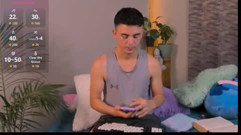 Snapshot of mike_aghels chatting on February 11, 2026, 10:48 pm ANGHELS online show from February 11, 2026, 10:48 pm