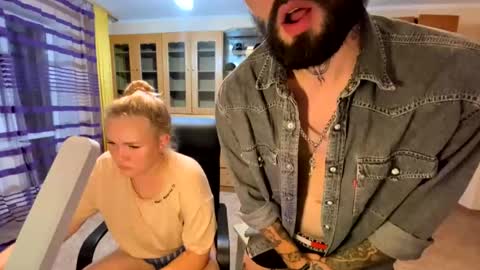 Snapshot of mike_and_anna_ chatting on April 11, 2026, 11:20 pm Mike and anna online show from April 11, 2026, 11:20 pm