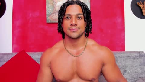 Snapshot of mike_estevess chatting on December 20, 2024, 11:32 am online show from December 20, 2024, 11:32 am