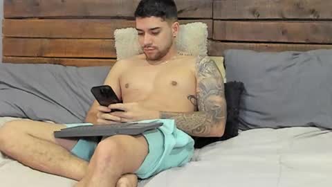 Snapshot of mike_montoya chatting on January 17, 2026, 2:49 am Mike Montoya online show from January 17, 2026, 2:49 am