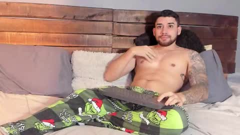 Snapshot of mike_montoya chatting on February 12, 2026, 2:39 am Mike Montoya online show from February 12, 2026, 2:39 am