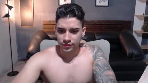 Snapshot of mike_montoya chatting on March 21, 2026, 2:27 am Mike Montoya online show from March 21, 2026, 2:27 am