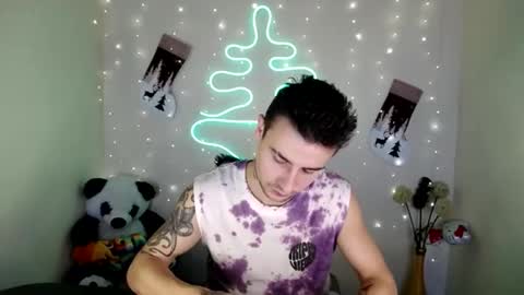 Snapshot of mike_severi chatting on December 10, 2024, 7:05 am Mike online show from December 10, 2024, 7:05 am