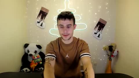 Snapshot of mike_severi chatting on December 12, 2024, 10:02 am Mike online show from December 12, 2024, 10:02 am