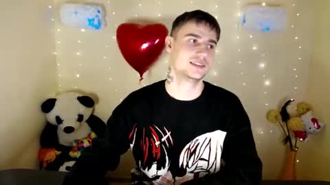 Snapshot of mike_severi chatting on February 18, 2025, 1:22 pm Mike online show from February 18, 2025, 1:22 pm