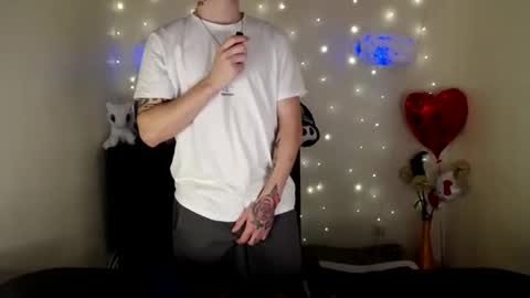 Snapshot of mike_severi chatting on February 26, 2025, 10:15 am Mike online show from February 26, 2025, 10:15 am