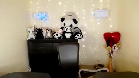 Snapshot of mike_severi chatting on March 6, 2025, 7:03 am Mike online show from March 6, 2025, 7:03 am