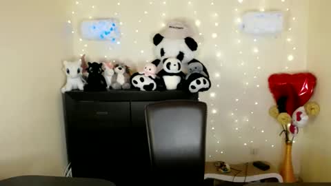 Snapshot of mike_severi chatting on March 6, 2025, 10:09 am Mike online show from March 6, 2025, 10:09 am