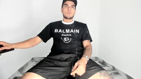 mikee_scooth online show from November 20, 2025, 7:46 pm