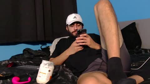 Snapshot of mikehawk1589 chatting on December 8, 2024, 7:58 am mikehawk1589 online show from December 8, 2024, 7:58 am