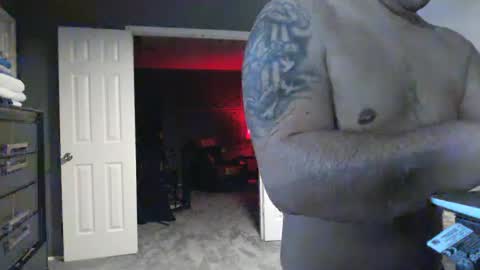 Snapshot of mikehtxxx1219 chatting on January 28, 2025, 12:47 am mikehtxxx1219 online show from January 28, 2025, 12:47 am