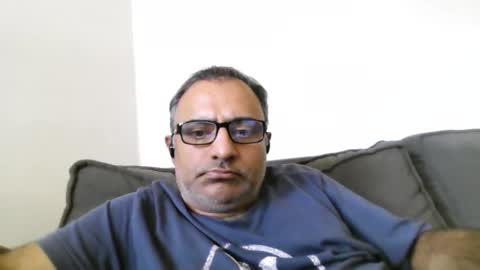Snapshot of mikej143 chatting on May 23, 2026, 9:52 pm mikej143 online show from May 23, 2026, 9:52 pm