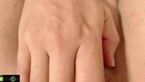 Mikell Williams online show from December 26, 2024, 11:57 pm