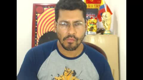 Snapshot of mikeriverx chatting on July 26, 2026, 6:54 am mikeriverx online show from July 26, 2026, 6:54 am