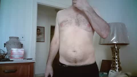 Snapshot of mikewulds chatting on June 28, 2026, 1:06 pm Mike online show from June 28, 2026, 1:06 pm