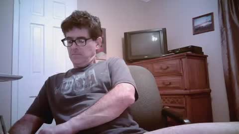 Snapshot of mikewulds chatting on July 3, 2026, 2:29 am Mike online show from July 3, 2026, 2:29 am