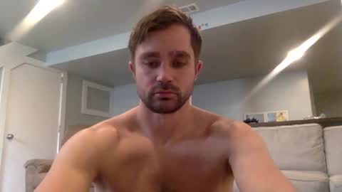 Snapshot of mikey03030303 chatting on February 7, 2025, 2:47 pm versaboy online show from February 7, 2025, 2:47 pm