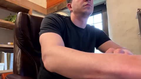 mikeydubs10 online show from April 22, 2026, 12:50 pm