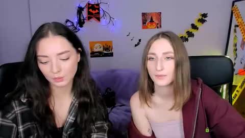 Miki online show from October 20, 2025, 12:16 pm