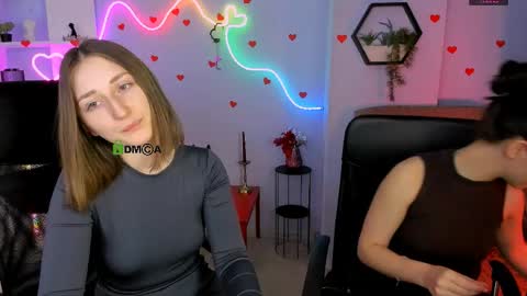 Miki online show from April 8, 2026, 6:13 am