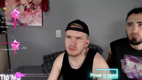 Snapshot of mikiien chatting on October 7, 2025, 10:12 am MIKI ENN ALEKS online show from October 7, 2025, 10:12 am