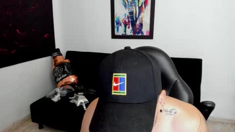 Snapshot of mikke_love chatting on September 18, 2025, 2:08 pm MIKKE online show from September 18, 2025, 2:08 pm