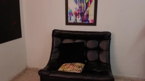 Snapshot of mikke_love chatting on October 23, 2025, 3:33 pm MIKKE online show from October 23, 2025, 3:33 pm