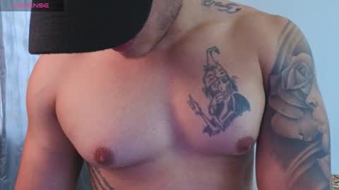 MIKKE online show from December 19, 2025, 2:02 pm