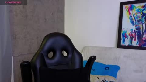 MIKKE online show from June 13, 2026, 1:31 pm