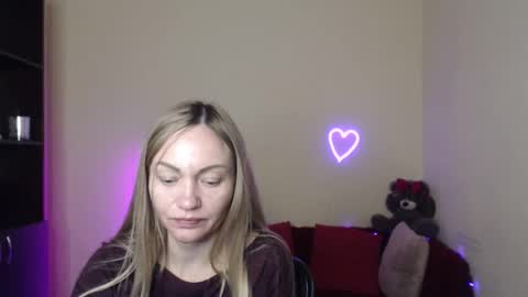 Adalina online show from April 15, 2026, 6:04 pm