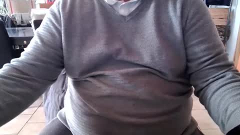 Snapshot of mikou58 chatting on February 8, 2025, 12:28 pm mikou58 online show from February 8, 2025, 12:28 pm