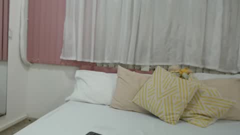 mila_adamss online show from January 18, 2026, 9:35 am