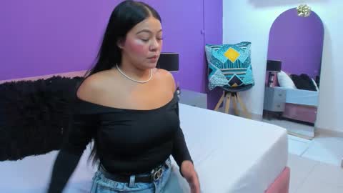 mila_adamss online show from February 26, 2026, 11:09 am