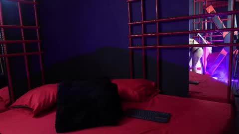 Snapshot of mila_and_nia chatting on February 16, 2026, 4:41 am Mila and Nia online show from February 16, 2026, 4:41 am